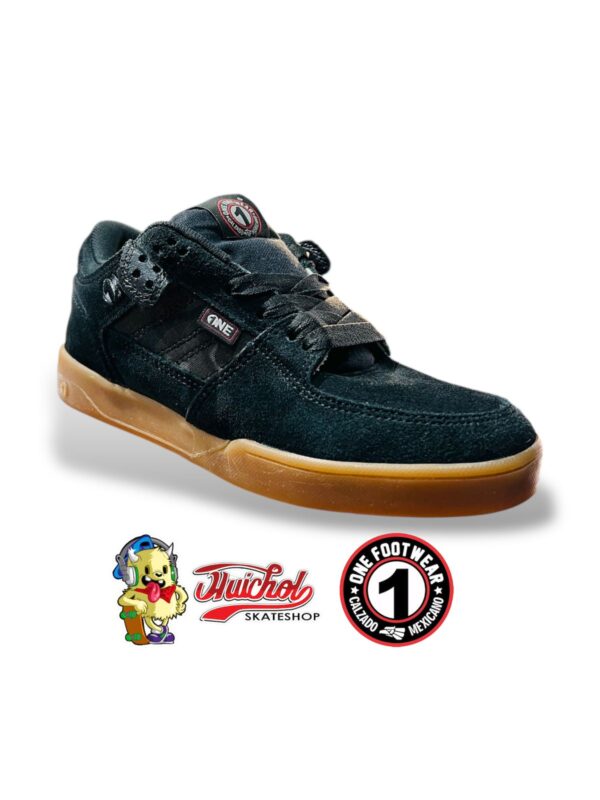 TENIS ONE FOTWEAR 411 BLACK GUM